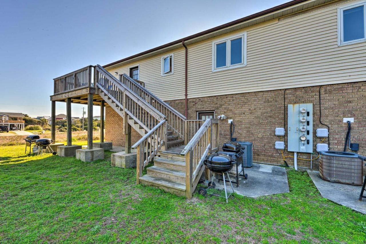 West Of The Moon Ocean Apt With Beach Access! Emerald Isle Bagian luar foto
